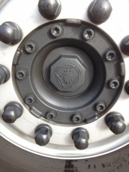 ERIKOISHYLSY 100 MM 8 KULM 1" SCANIA-VOLVO